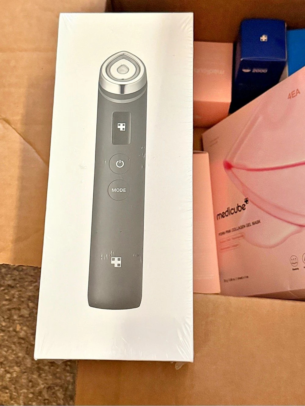 medicube Skincare & Beauty Device Set NWT